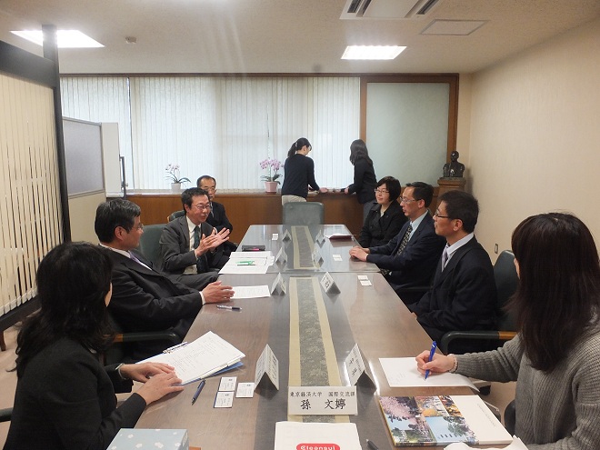 william威廉中文官网代表团赴日本高校交流访问