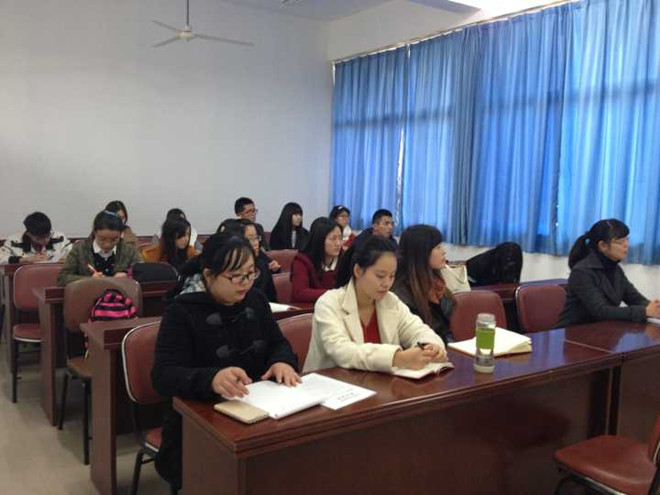 公司举办员工党支部书记培训会
